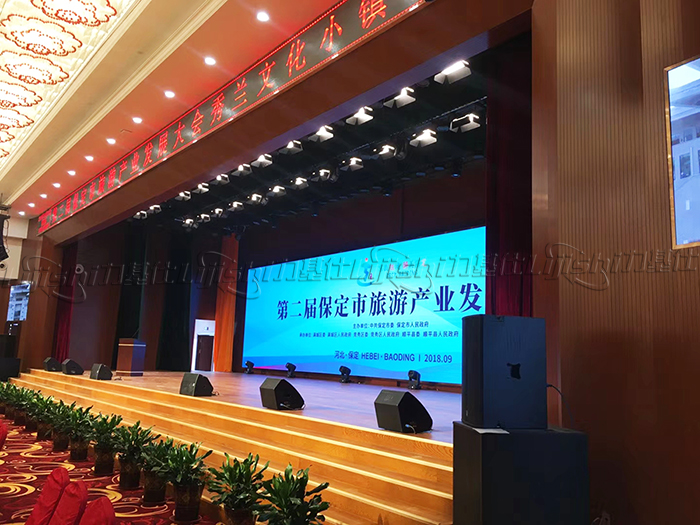 舞臺(tái)頂光設(shè)備配置